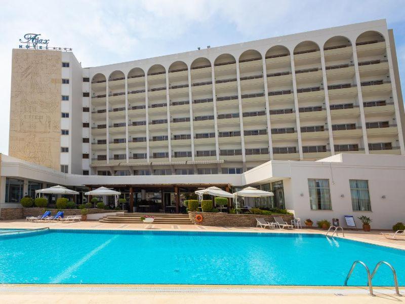 Ajax Hotel Limassol Exterior foto